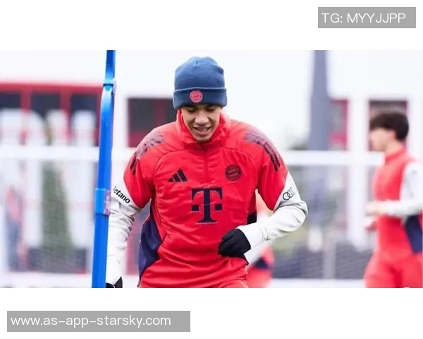 穆西亚拉预计1月全面回归拜仁训练或将迎来短暂出场机会